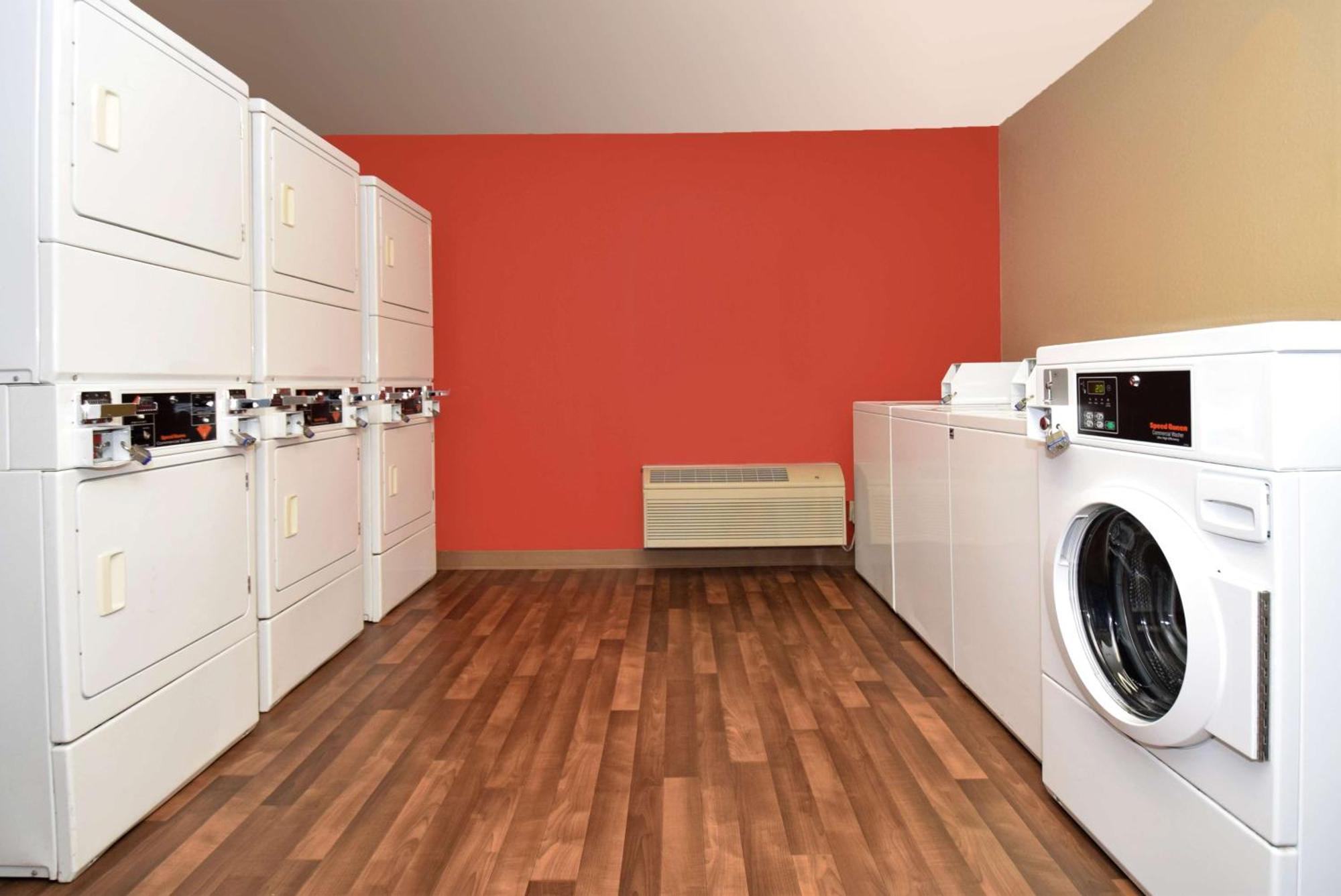 Extended Stay America Select Suites - Houston - Шугар-Ленд Екстер'єр фото