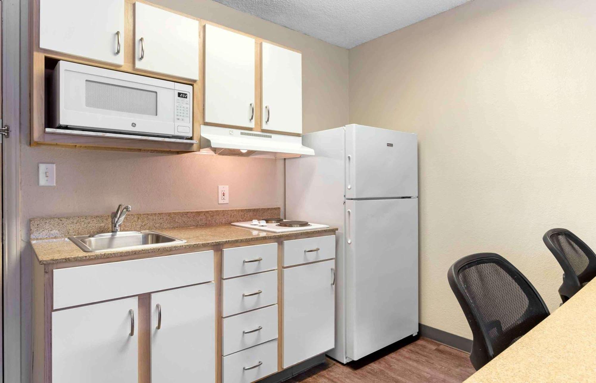 Extended Stay America Select Suites - Houston - Шугар-Ленд Екстер'єр фото