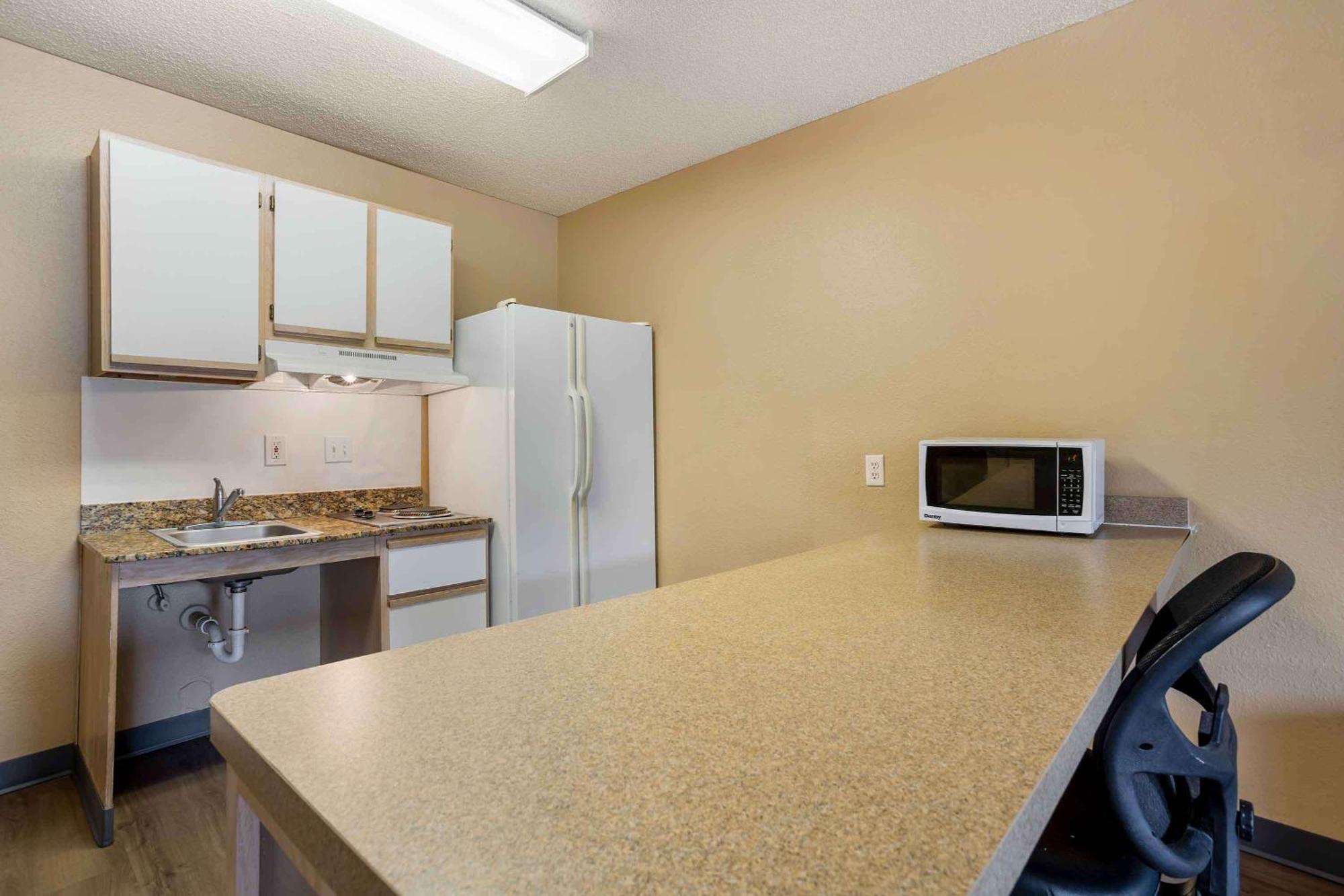Extended Stay America Select Suites - Houston - Шугар-Ленд Екстер'єр фото