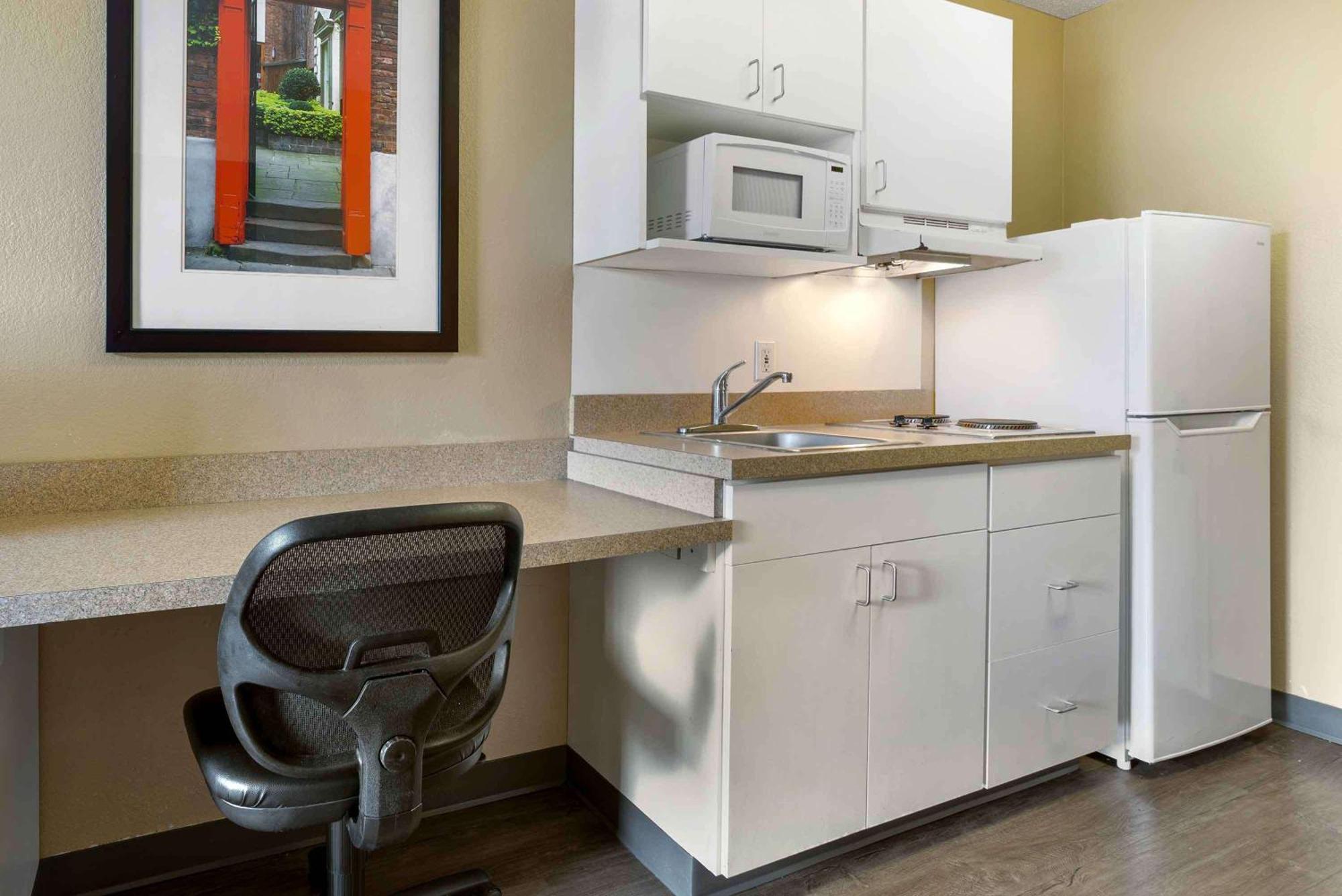 Extended Stay America Select Suites - Houston - Шугар-Ленд Екстер'єр фото