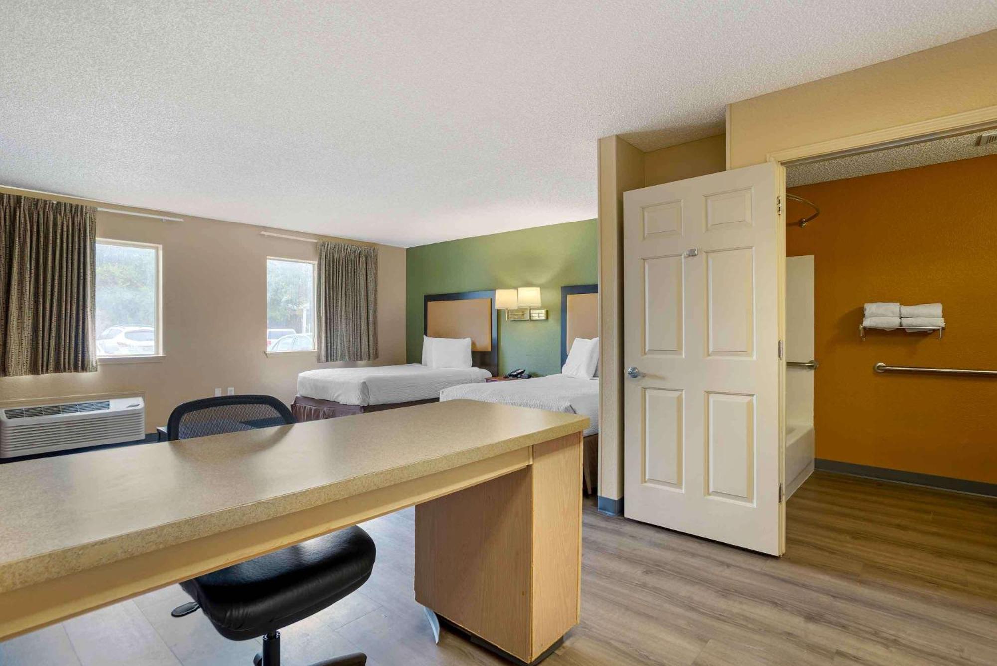 Extended Stay America Select Suites - Houston - Шугар-Ленд Екстер'єр фото