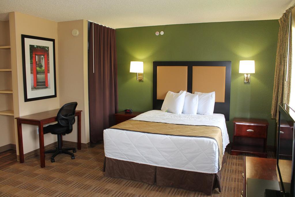 Extended Stay America Select Suites - Houston - Шугар-Ленд Екстер'єр фото